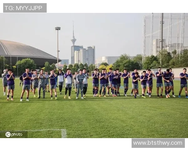 蛙泳运动员突破自我极限的训练与成长之路